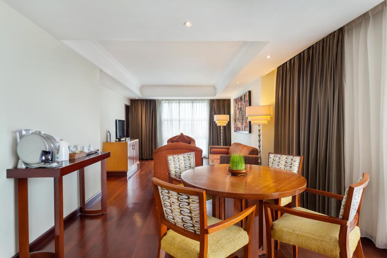 Novotel Semarang Zewnętrze zdjęcie