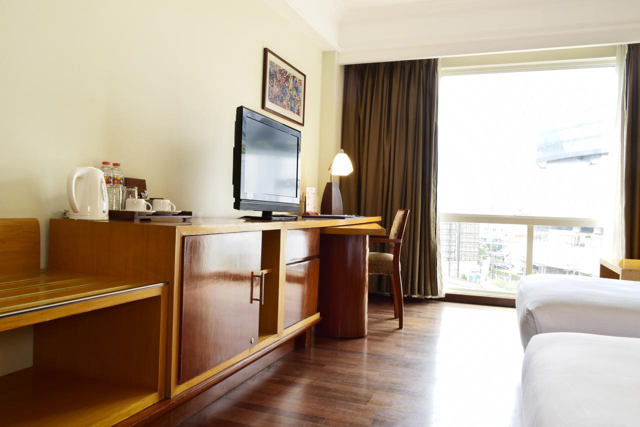Novotel Semarang Zewnętrze zdjęcie